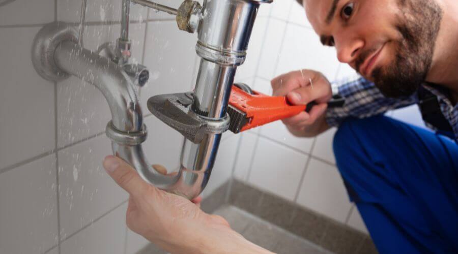 Professional same day plumber services in Runge, TX